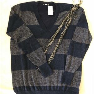 GAP Sweater and matching necklace